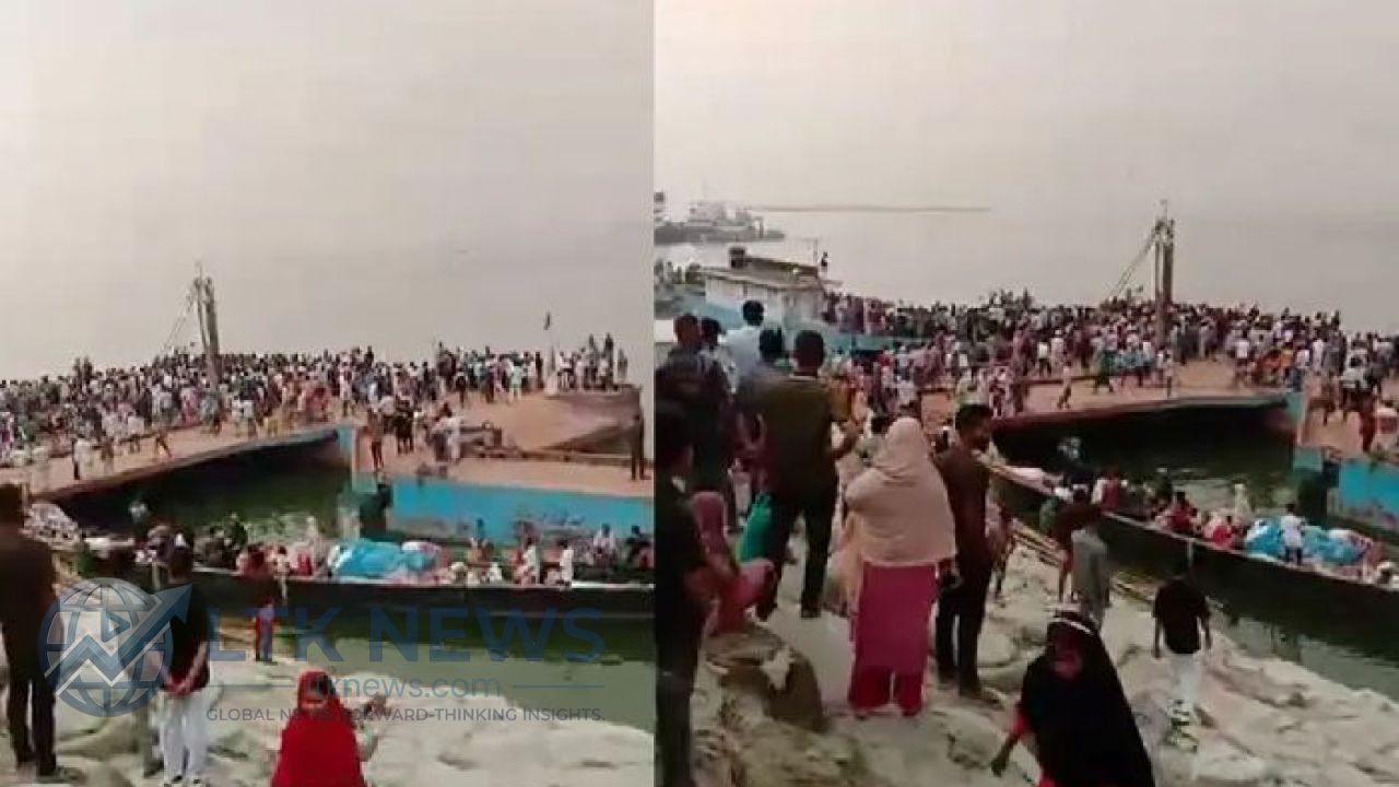 দৌলতদিয়া ফেরিঘাটে ভয়াবহ দুর্ঘটনা: ৪০ যাত্রীসহ বাস পদ্মায়
